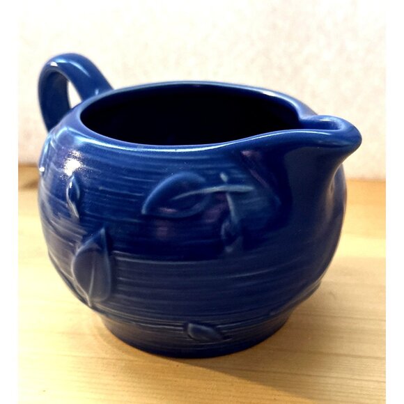 Coastal Farmhouse Blue Large Creamer or Gravy Boat Pfaltzgraff Blue Leaf Vintage - Picture 6 of 6